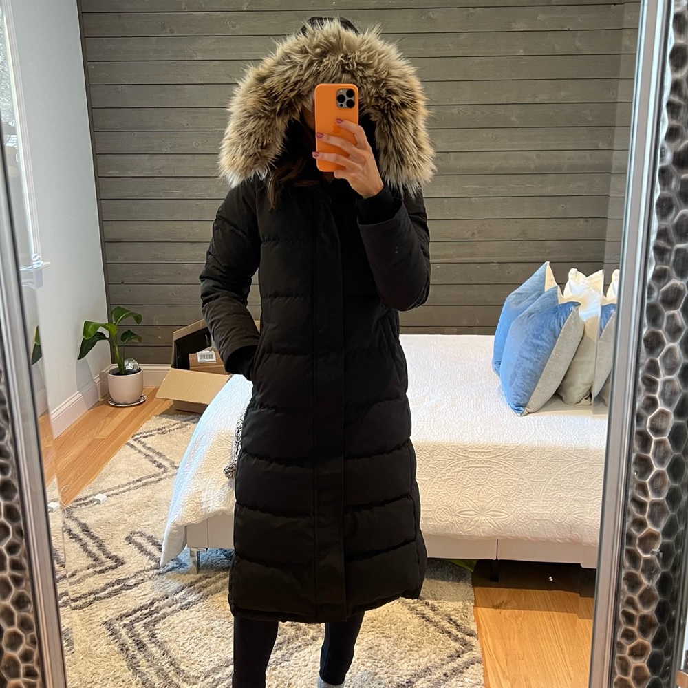 Aritzia TNA St. Anton Parka